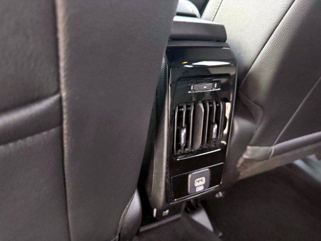 Certified 2025 Jeep Compass Limited AWD/4WD image 14