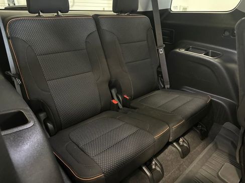 Used 2023 GMC Acadia AT4 w/ LPO, Floor Liner Package AWD/4WD image 33