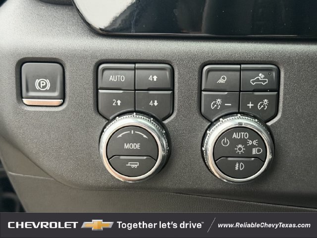 Used 2026 GMC Sierra 1500 SLT AWD/4WD image 27