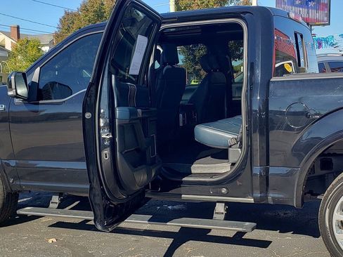 Used 2018 Ford F150 Limited AWD/4WD image 6