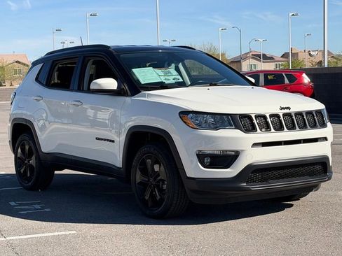 Used 2019 Jeep Compass Altitude image 9