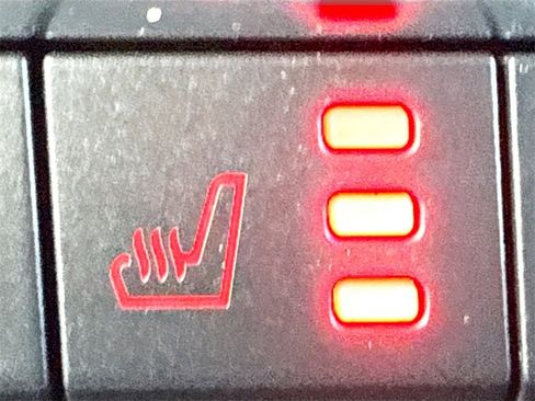 Used 2022 Ford Expedition Limited image 22