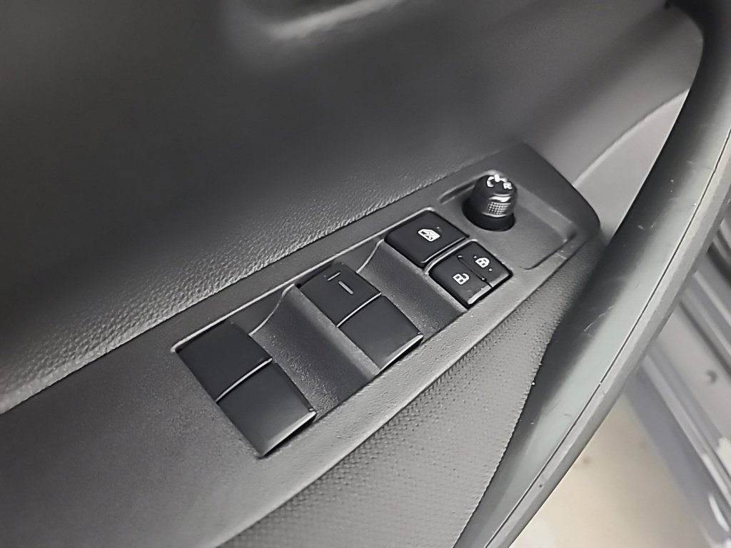 Used 2025 Toyota Corolla LE FWD image 23