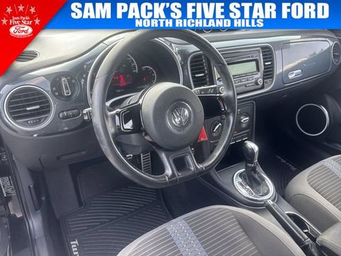 Used 2013 Volkswagen Beetle Turbo FWD image 12