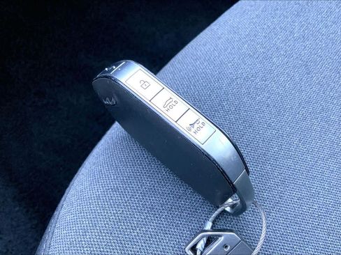 Used 2025 Kia K4 FWD image 15