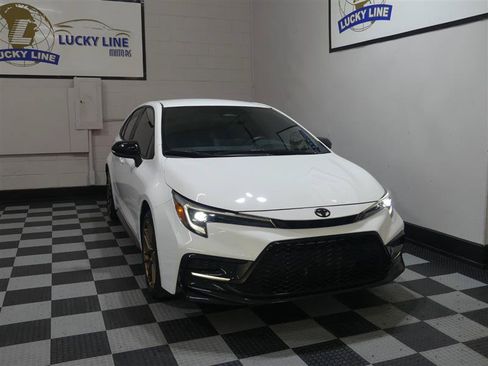 Used 2024 Toyota Corolla Sedan w/ SE Convenience Package FWD image 5