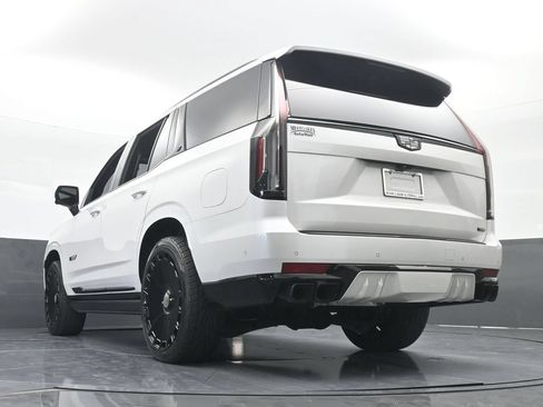 Used 2023 Cadillac Escalade V AWD/4WD image 88