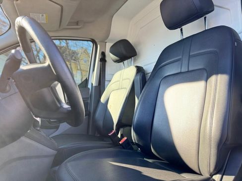 Used 2022 Ford Transit Connect XL image 16
