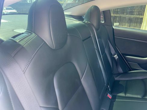 Used 2021 Tesla Model 3 Standard Range Plus RWD image 10