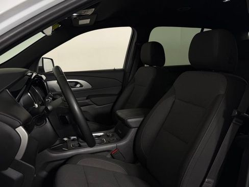Used 2023 Chevrolet Traverse LT w/ LPO, Cargo Package AWD/4WD image 14