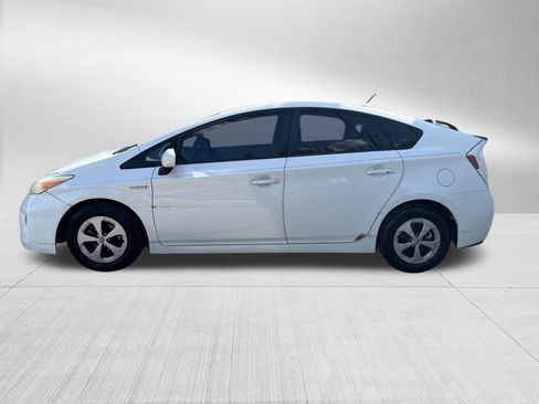 Used 2013 Toyota Prius Two FWD image 4