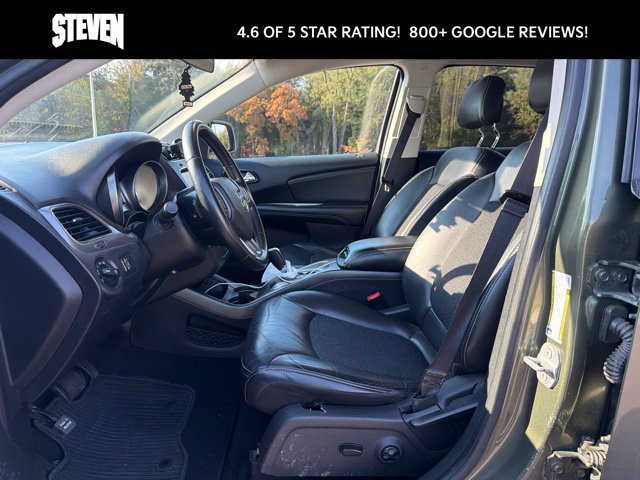 Used 2018 Dodge Journey Crossroad w/ Driver Convenience Group FWD image 14