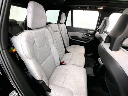 Used 2021 Volvo XC90 T8 Inscription w/ Advanced Package AWD/4WD image 36