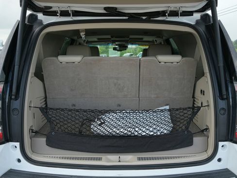 Used 2019 GMC Yukon Denali w/ Open Road Package RWD image 29