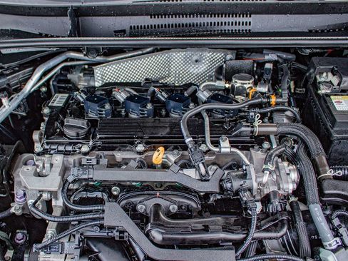 Used 2023 Toyota Corolla LE image 27