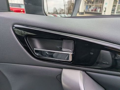New 2025 Mitsubishi Eclipse Cross Black Edition image 32