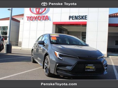 Certified 2026 Toyota Corolla SE FWD image 1