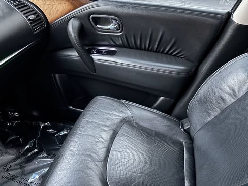 Used 2011 INFINITI QX56 4WD w/ Theater Pkg image 21
