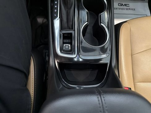 Used 2023 Chevrolet Equinox Premier AWD/4WD image 29