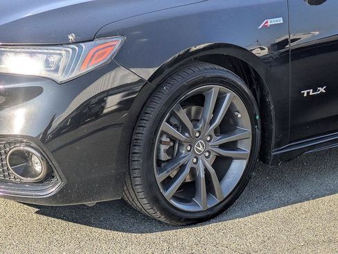 Used 2018 Acura TLX w/A-SPEC Pkg image 9