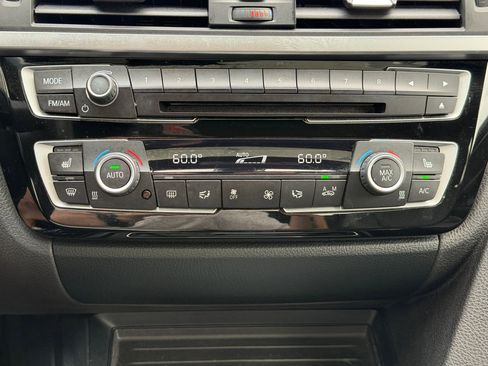 Used 2018 BMW 330i Sedan w/ Convenience Package image 19