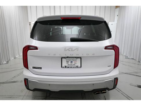Certified 2023 Kia Telluride S AWD/4WD image 6