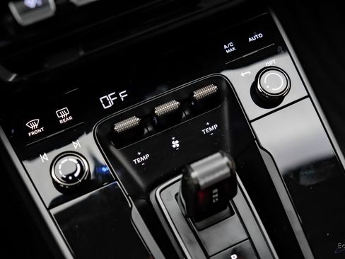 Used 2020 Porsche 911 Carrera S RWD image 58