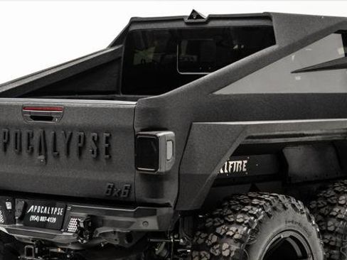 Used 2025 Jeep Gladiator Sport image 20