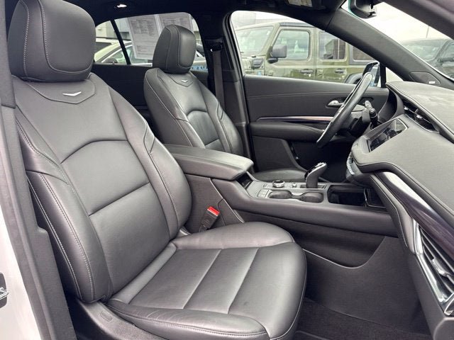 Certified 2023 Cadillac XT4 Luxury w/ Cold Weather Package AWD/4WD image 29