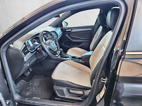 Used 2019 Volkswagen Jetta R-Line FWD image 15