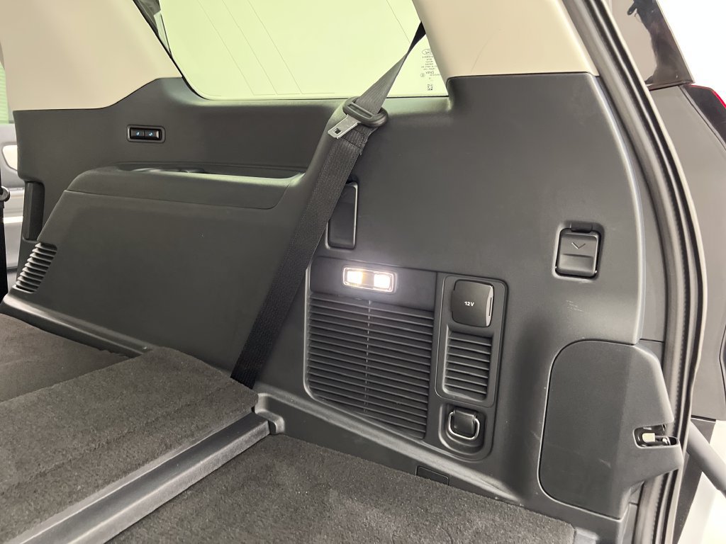 Used 2025 Ford Expedition Active RWD image 51