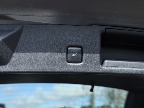 Used 2024 Ford Escape ST-Line image 16