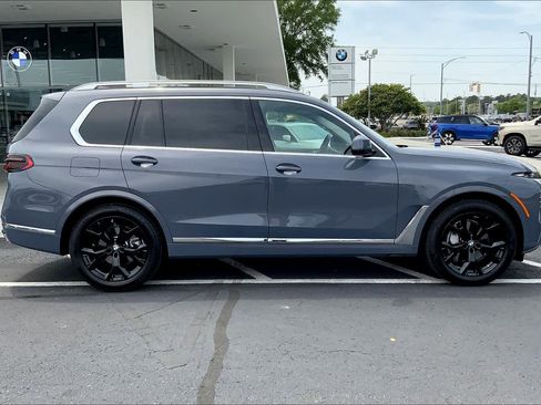 Used 2024 BMW X7 xDrive40i image 34
