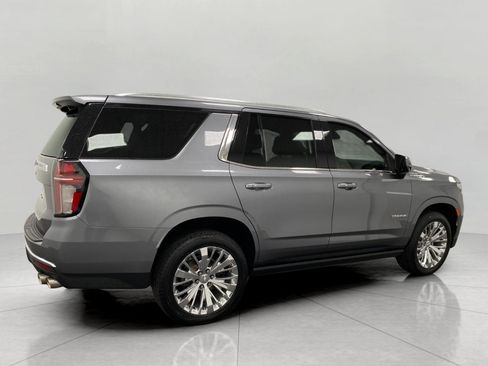 Used 2021 Chevrolet Tahoe High Country w/ Premium Package AWD/4WD image 2
