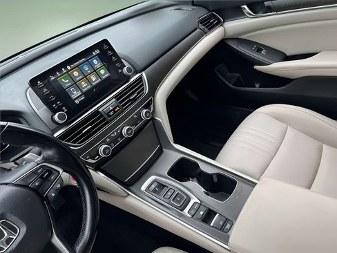 Used 2022 Honda Accord EX-L image 25