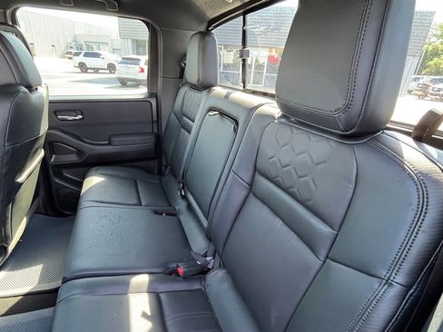 Used 2022 Nissan Frontier Pro-X w/ Pro-X Premium Package RWD image 17