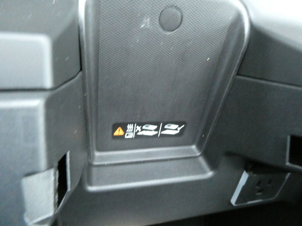 New 2026 Chevrolet Silverado 1500 High Country AWD/4WD image 32
