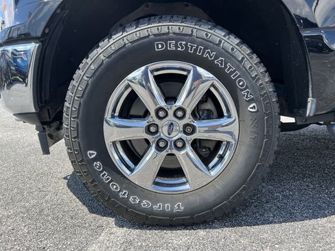 Used 2018 Ford F150 XLT w/ Equipment Group 302A Luxury AWD/4WD image 12
