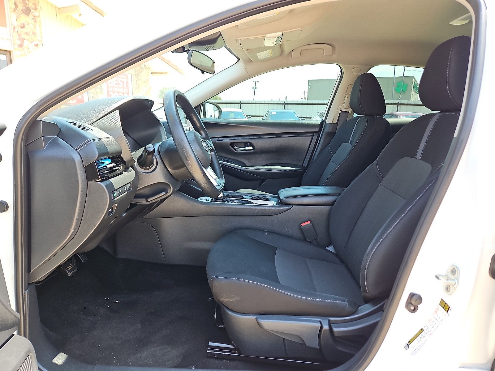 Used 2025 Nissan Sentra SV FWD image 9