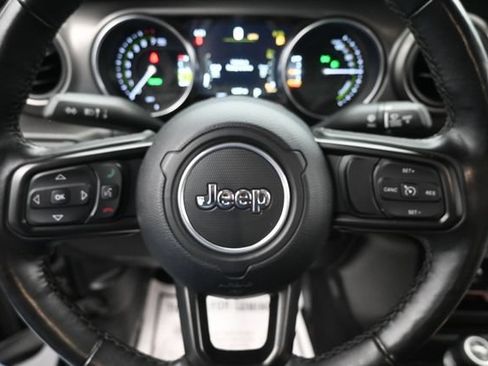 Used 2023 Jeep Wrangler Unlimited w/ Cold Weather Group AWD/4WD image 18