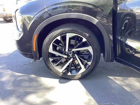 Used 2022 Mitsubishi Outlander SEL AWD/4WD image 21