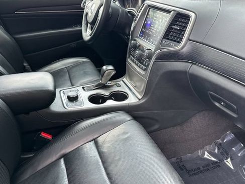 Used 2018 Jeep Grand Cherokee High Altitude AWD/4WD image 19
