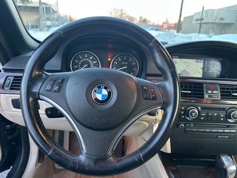 Used 2012 BMW 328i Convertible image 15