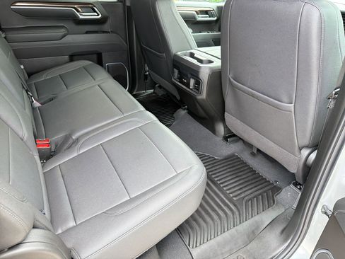 Used 2025 Chevrolet Silverado 1500 LT w/ Z71 Off-Road Package AWD/4WD image 30