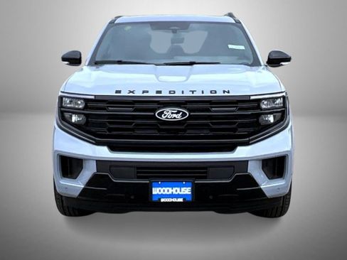 New 2027 Ford Expedition Platinum AWD/4WD image 2