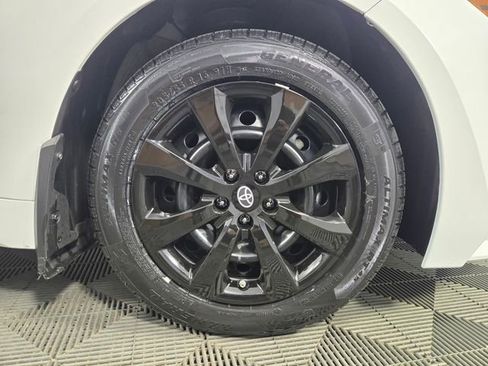 Used 2023 Toyota Corolla LE FWD image 11