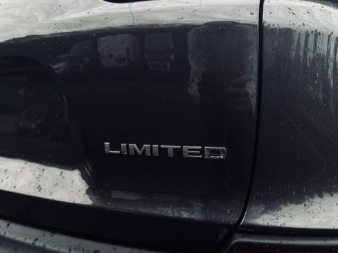 Certified 2022 Jeep Cherokee Limited image 9