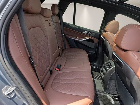 Used 2025 BMW X5 sDrive40i w/ M Sport Package RWD image 15