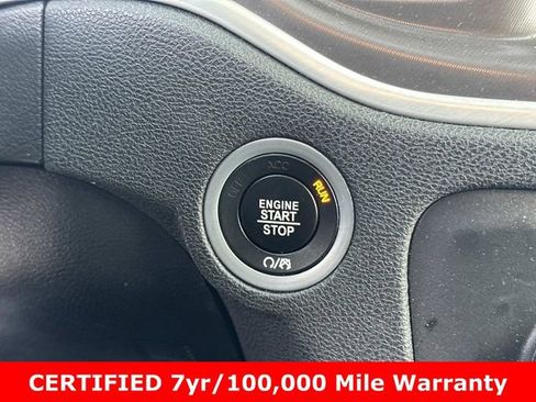 Certified 2022 Dodge Charger SXT w/ Blacktop Package image 25