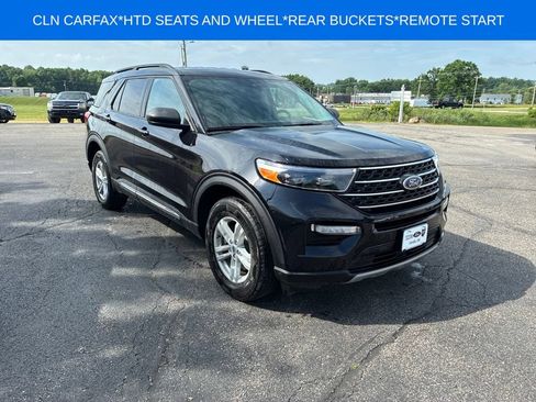 Used 2024 Ford Explorer XLT AWD/4WD image 4